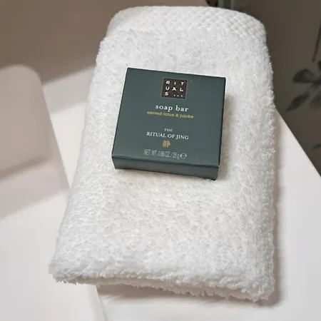 Boutique Sparrenduin Met Airco De Haan