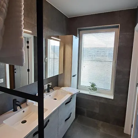 Boutique Sparrenduin Met Airco * De Haan
